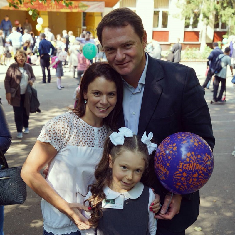 Дочь Марии Петровой и Алексея Тихонова