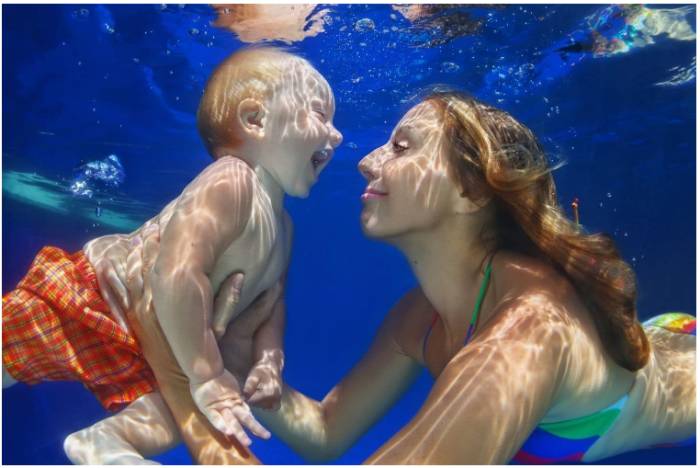 Мамы близнецы