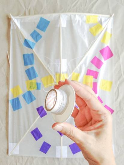 10-diy-japanese-kite-step-4.4.jpg Воздушный светящийся змей-прямоугольник своими руками