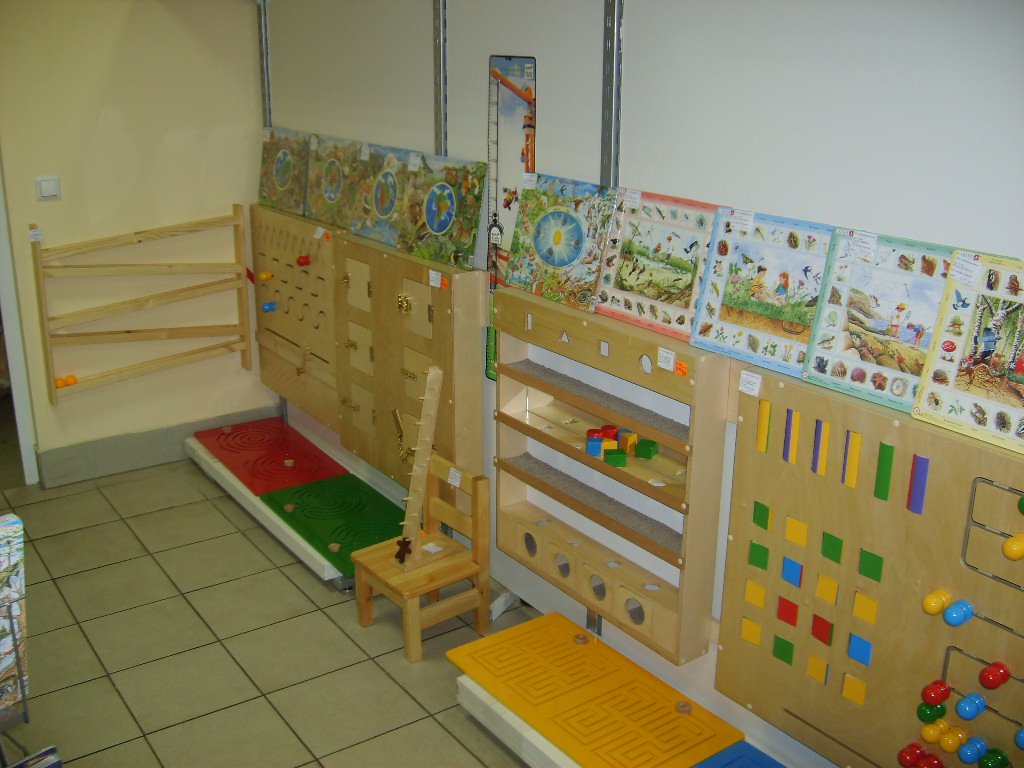 Настенные модули