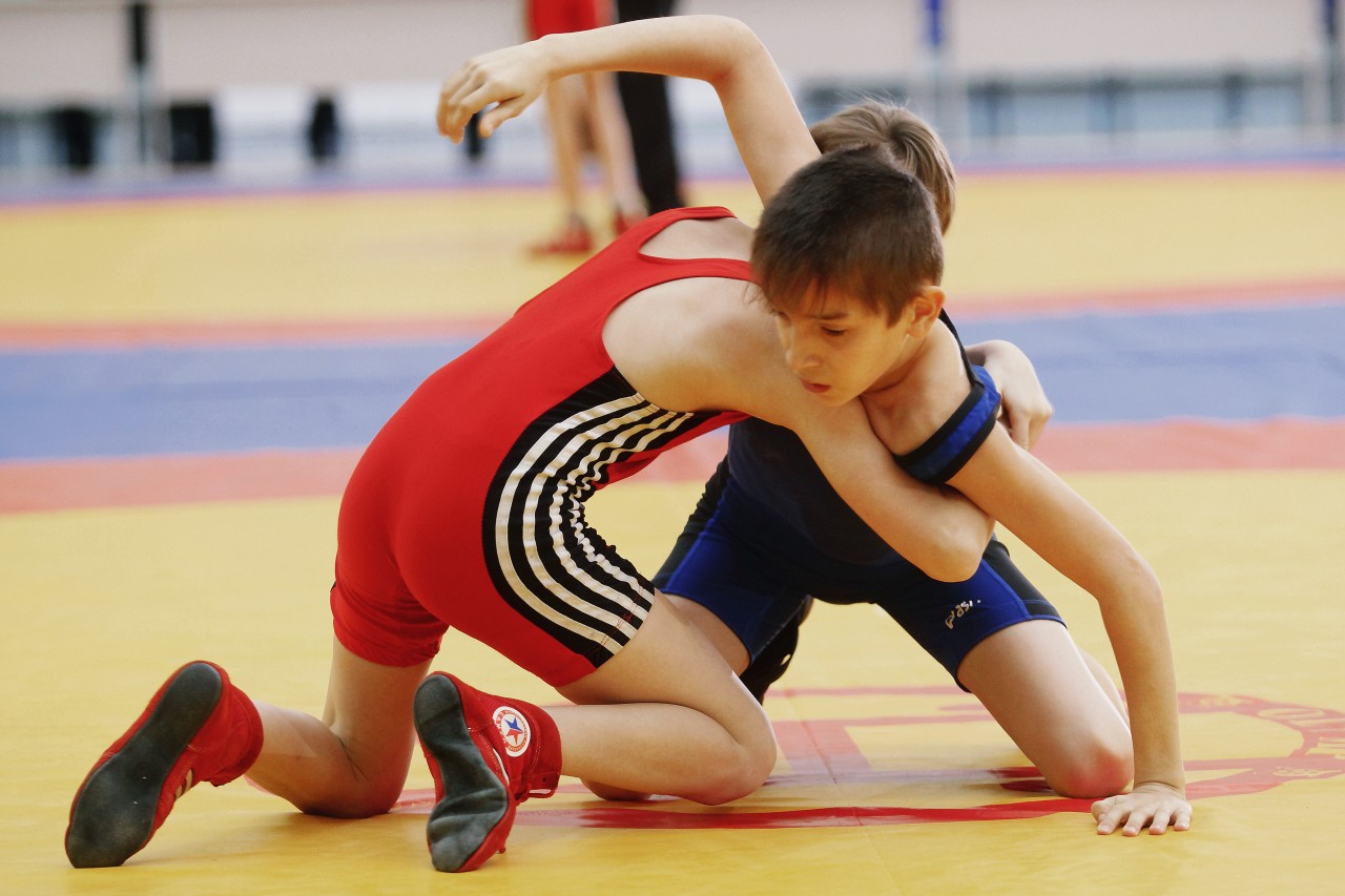 Поединок по детской вольной борьбе