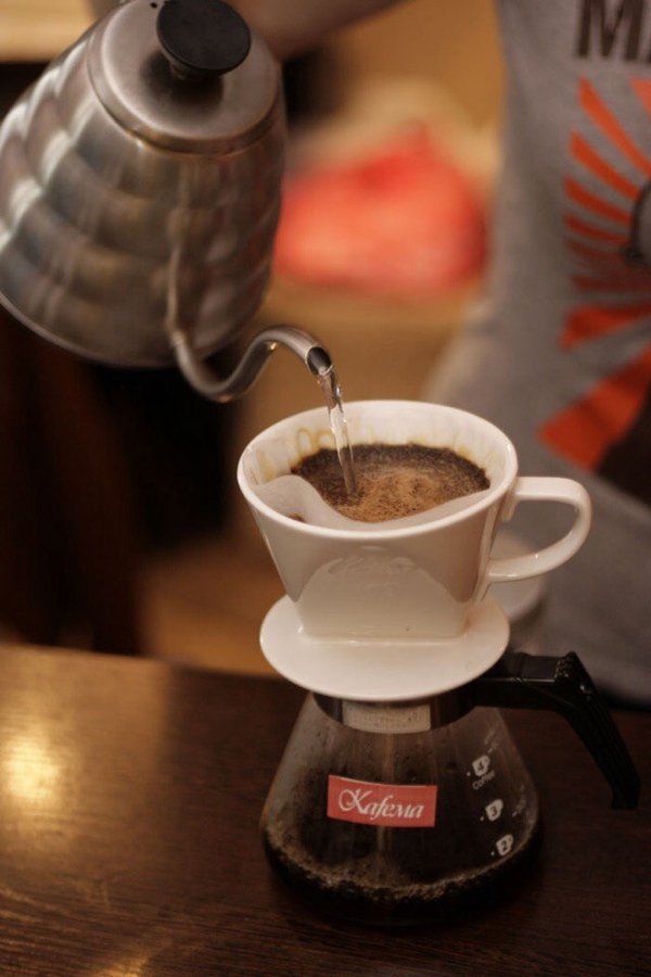 приготовление кофе проливом