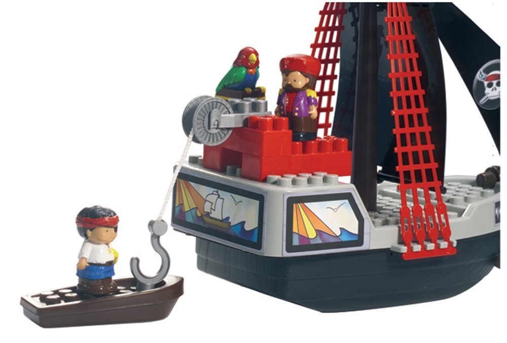 Конструктор из ярких деталей