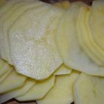 Тонко нарезанный картофель