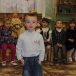 Мальчик рассказывает стихотворение