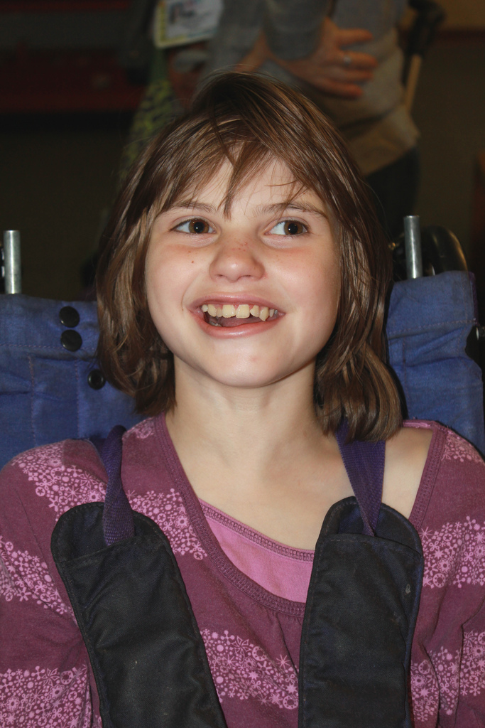 Подросток с синдромом Ретта