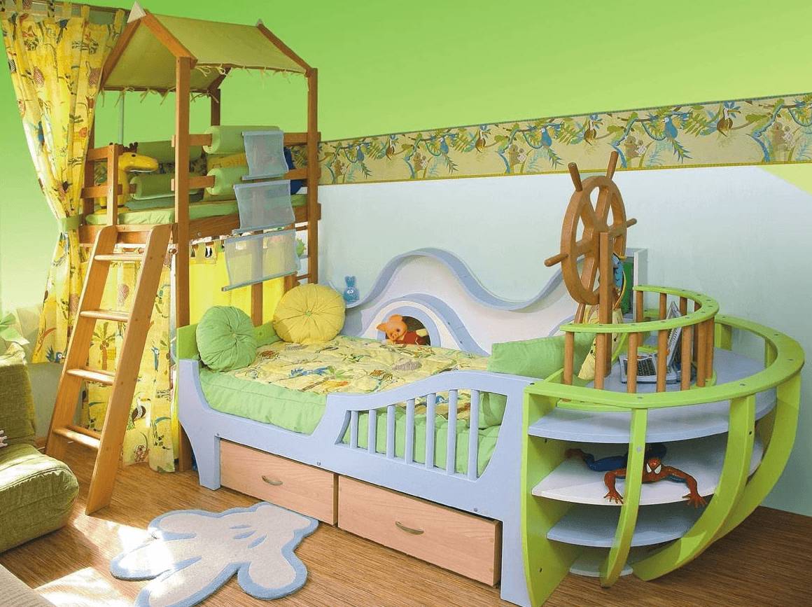 Кровать в виде корабля