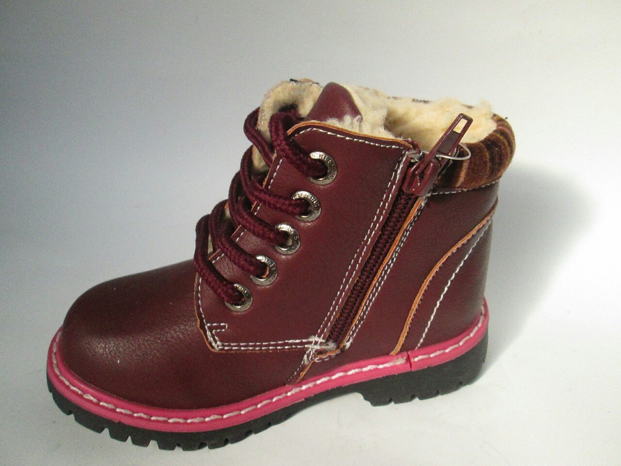 Ботинки на молнии