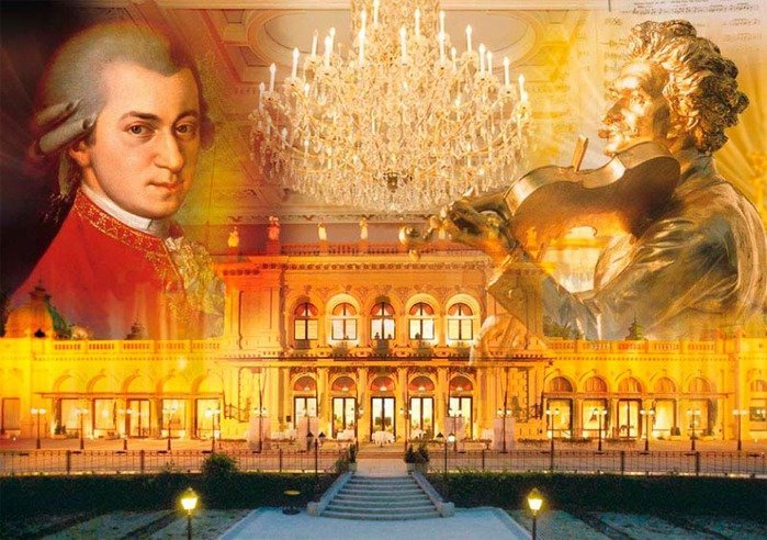 Концертный зал в Вене, вверху изображение Моцарта и Штрауса