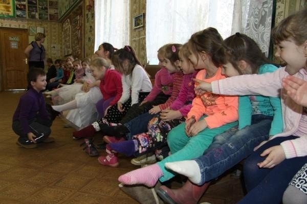 «Принц ищет свою Золушку» — мальчик ищет хозяйку туфельки