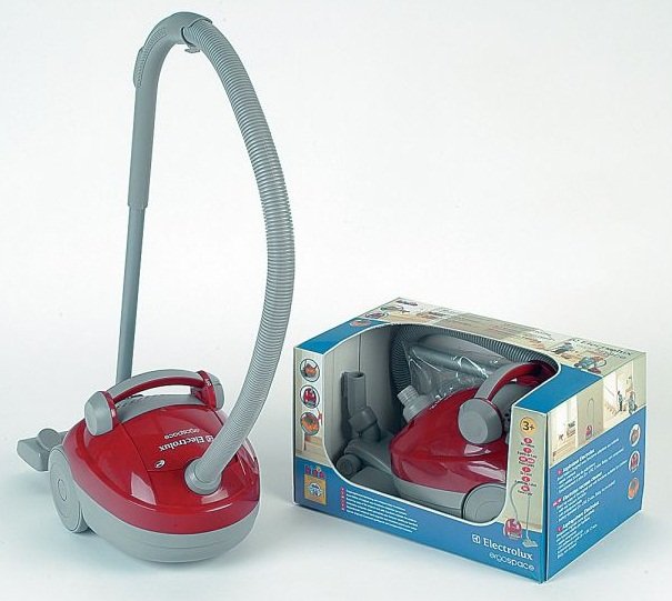 Игрушечный пылесос