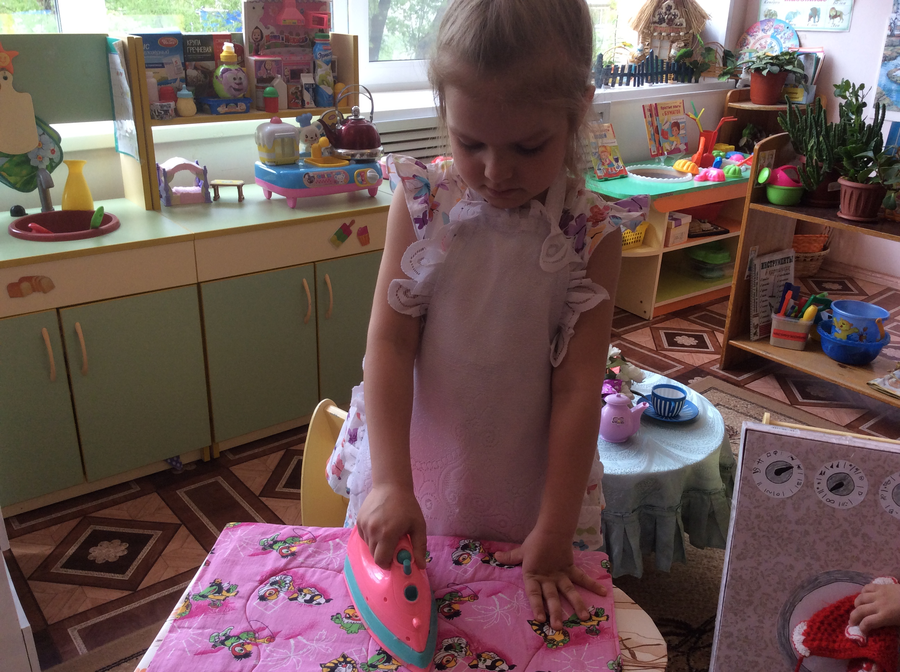 Ролевая игра «Семья»