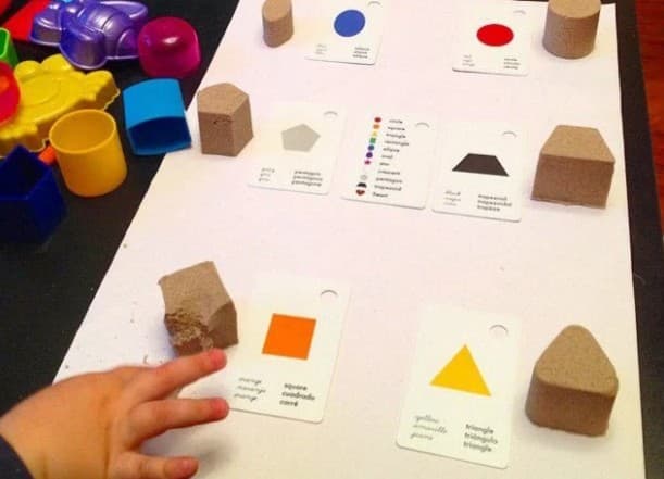 Геометрические фигуры из кинетического песка