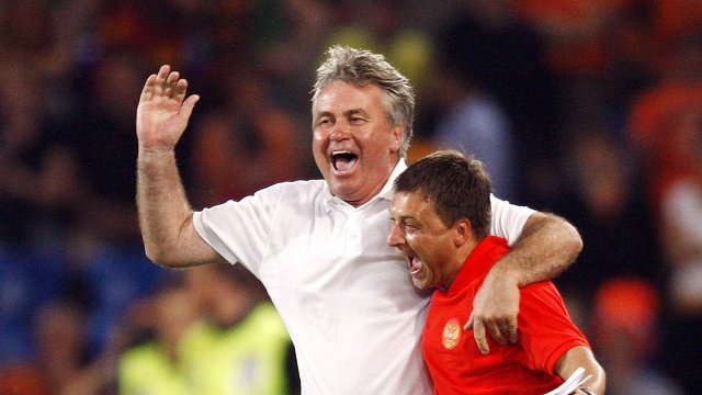 Гус Хиддинг на матче Россия-Голландия в 2008 г