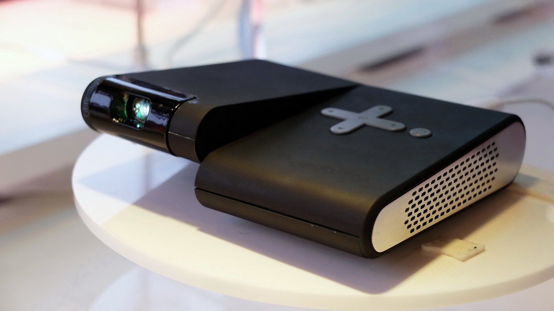 Портативный проектор для смартфона