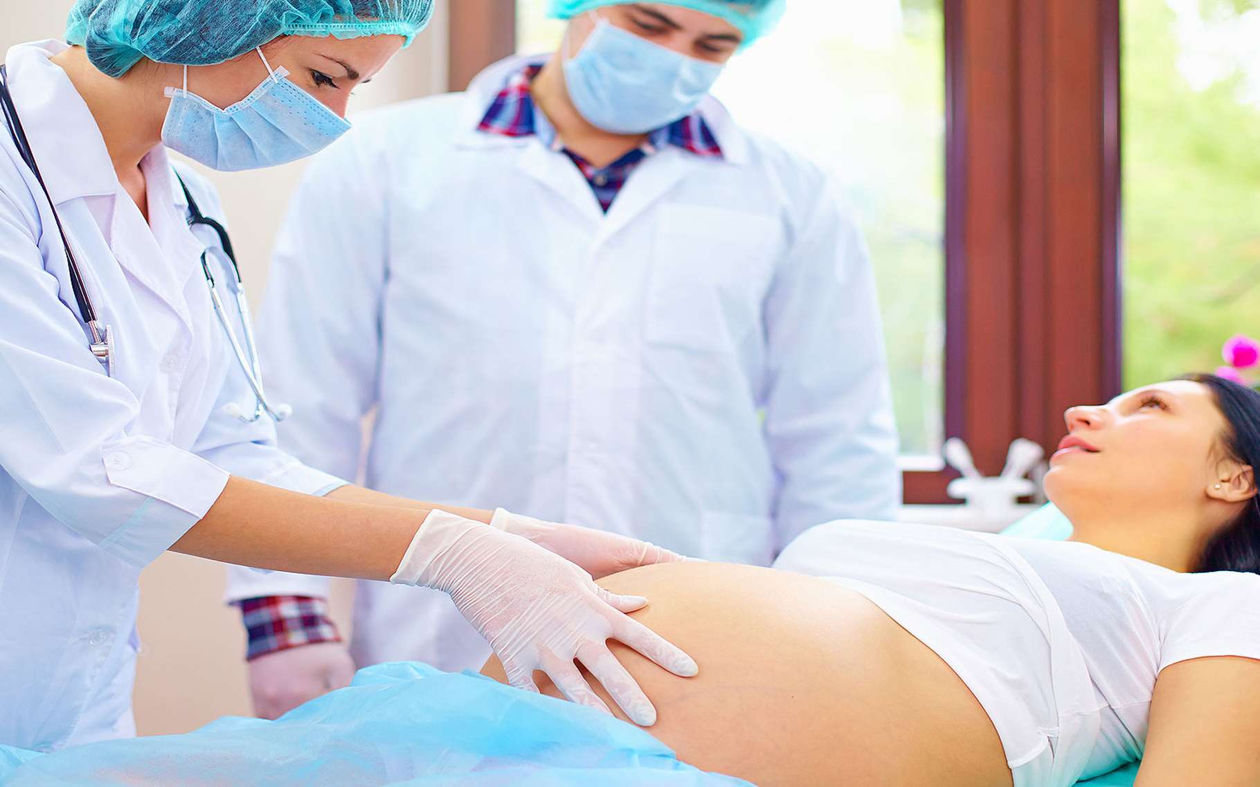 Осмотр роженицы