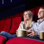 Двое в кинотеатре