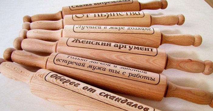 Декоративные скалки с надписями для молодой жены