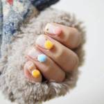 Мсникюр с помпончиками
